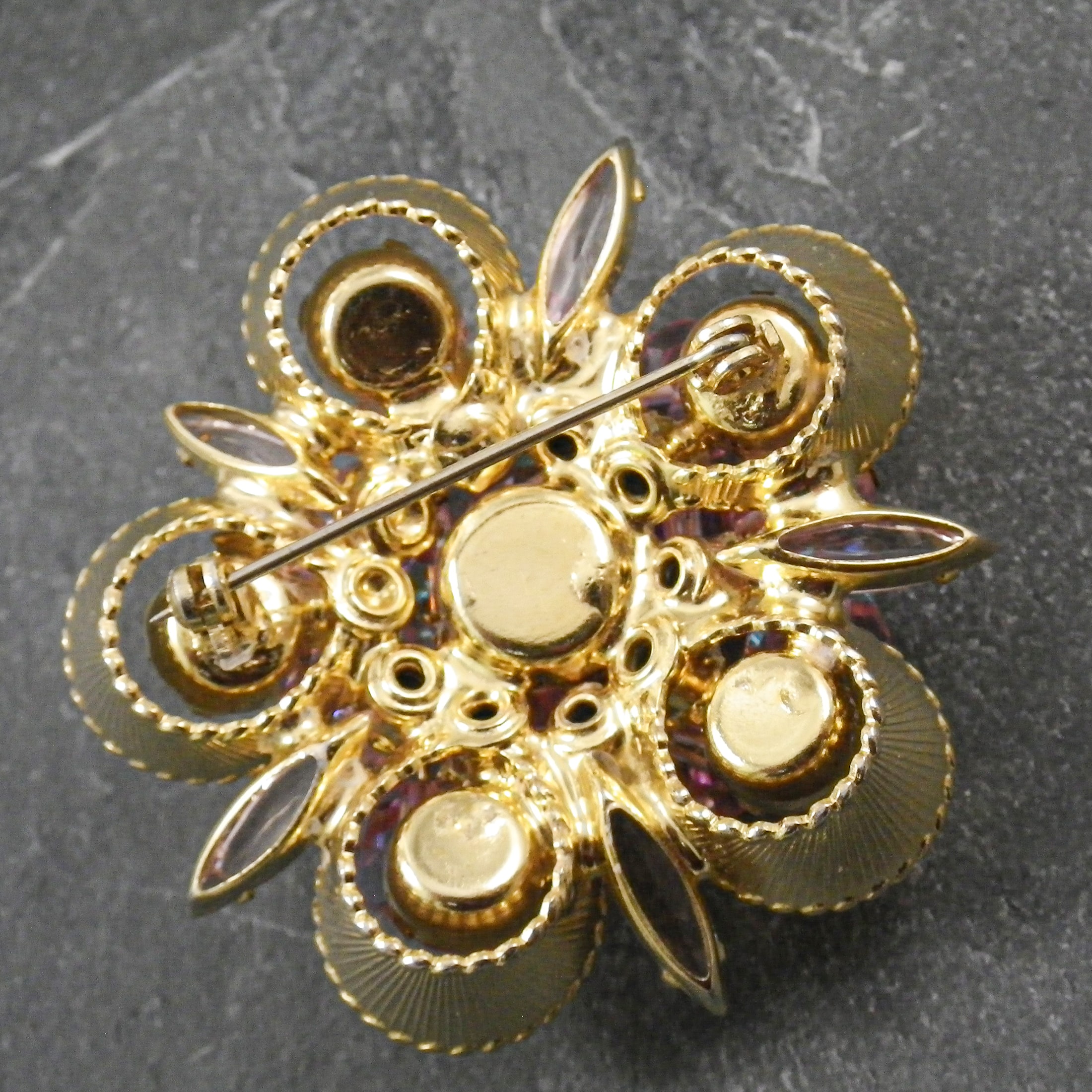 Rhinestone Brooch 301 - レディースアクセサリー